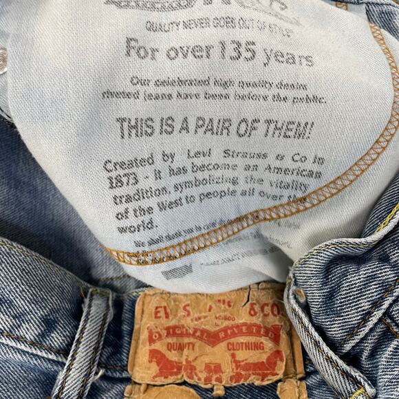 Levi's Light Wash Denim Straight Leg Jean Mens 38x30 - Picture 6 of 8